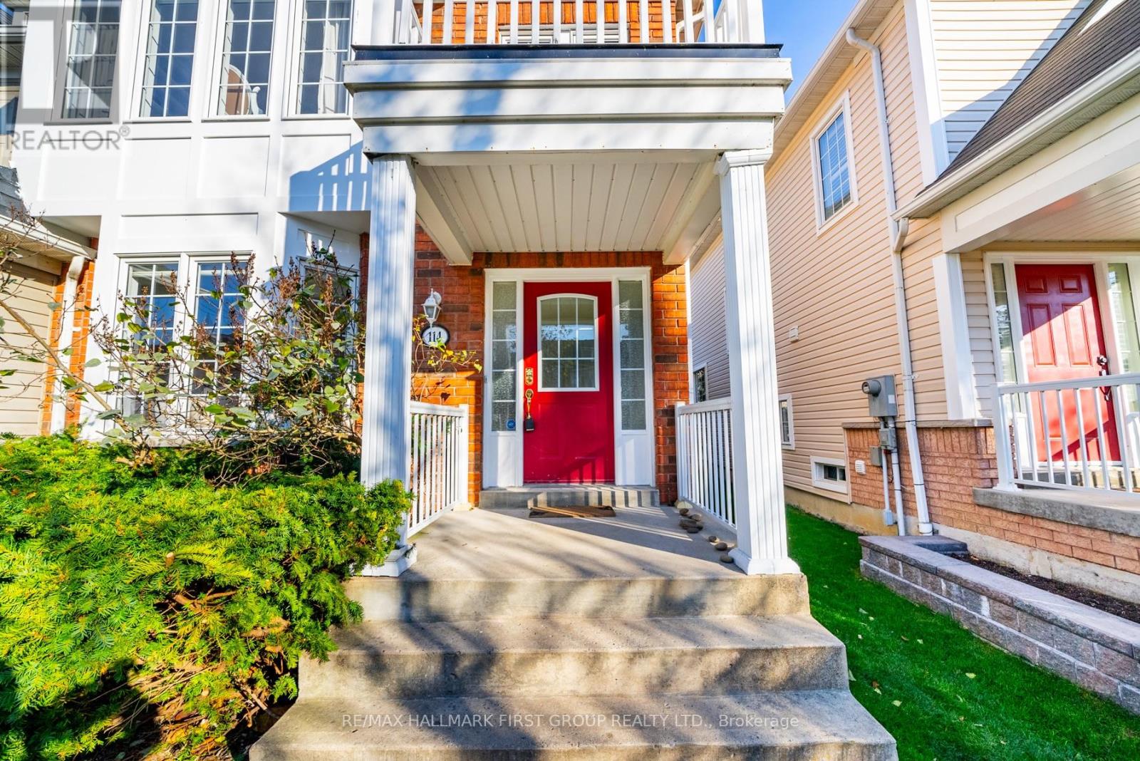 114 WARWICK AVE