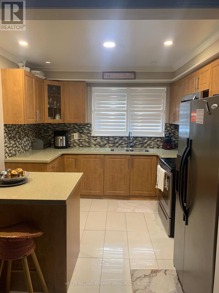#122 -9 WILLOWS LANE, #122