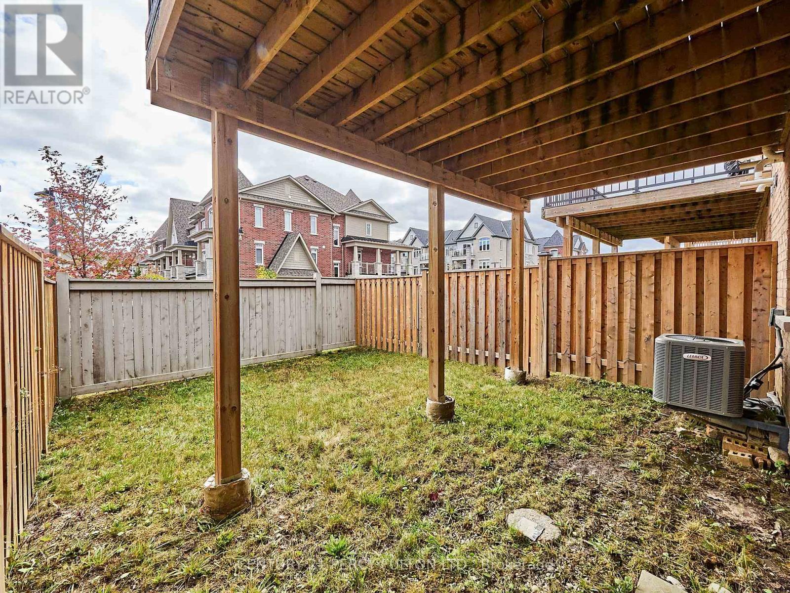 1707 CAROUSEL DR
