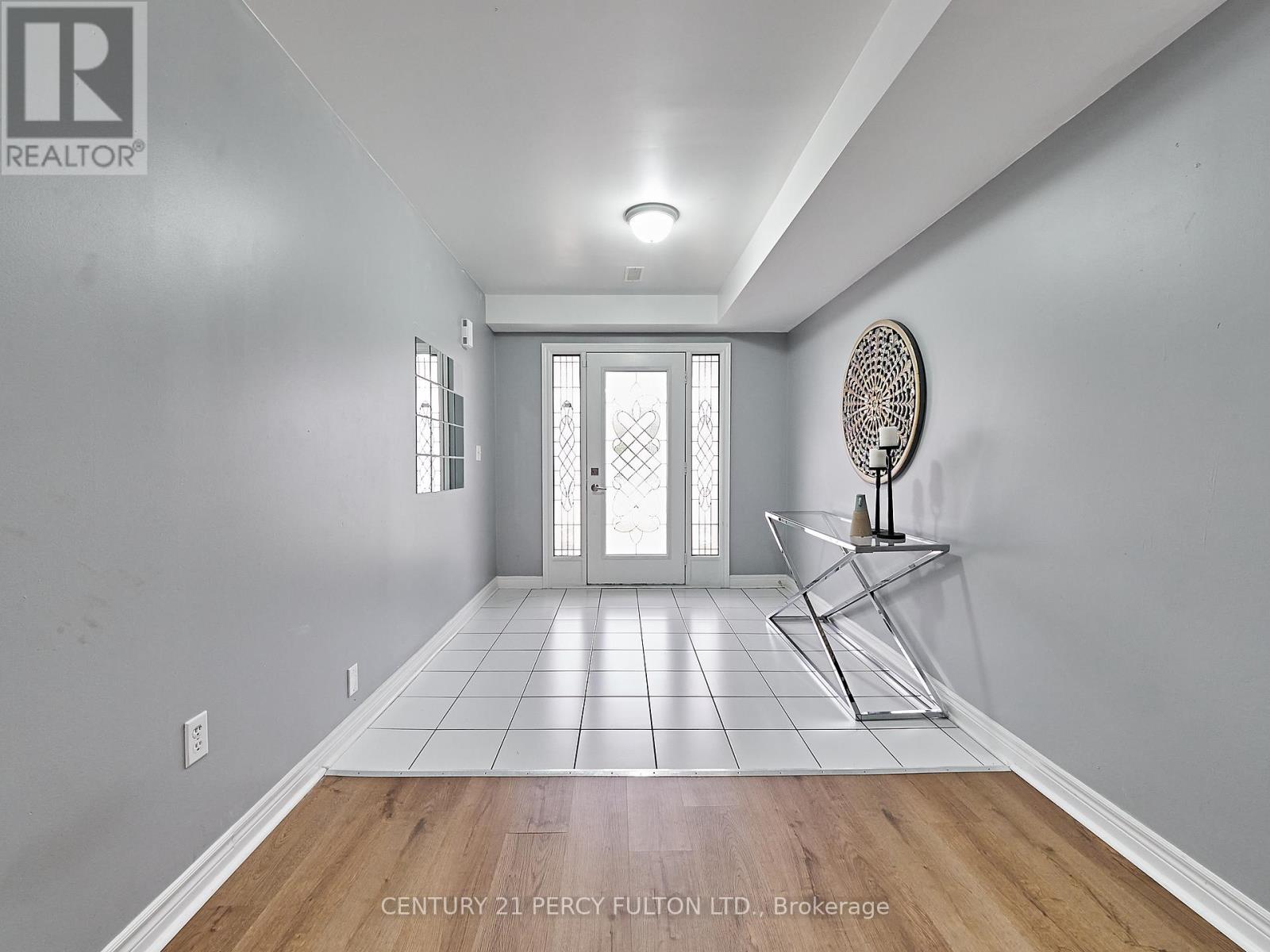1707 CAROUSEL DR