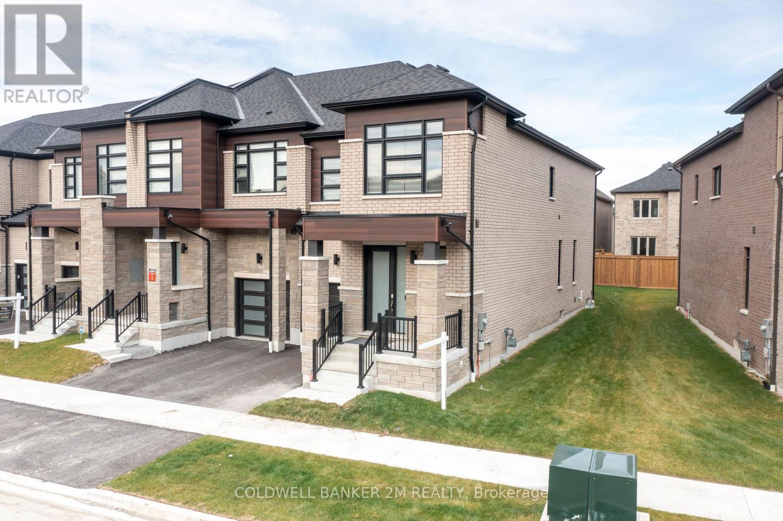 136 OGSTON CRES