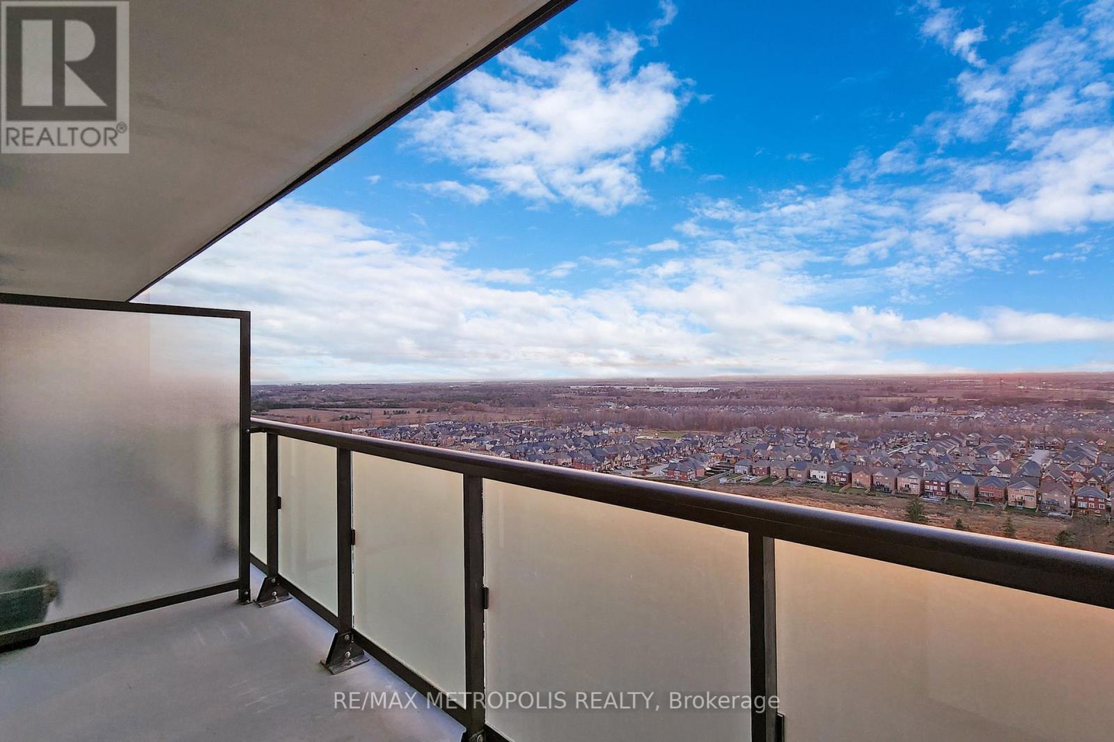 #2302 -2550 SIMCOE ST N, #2302