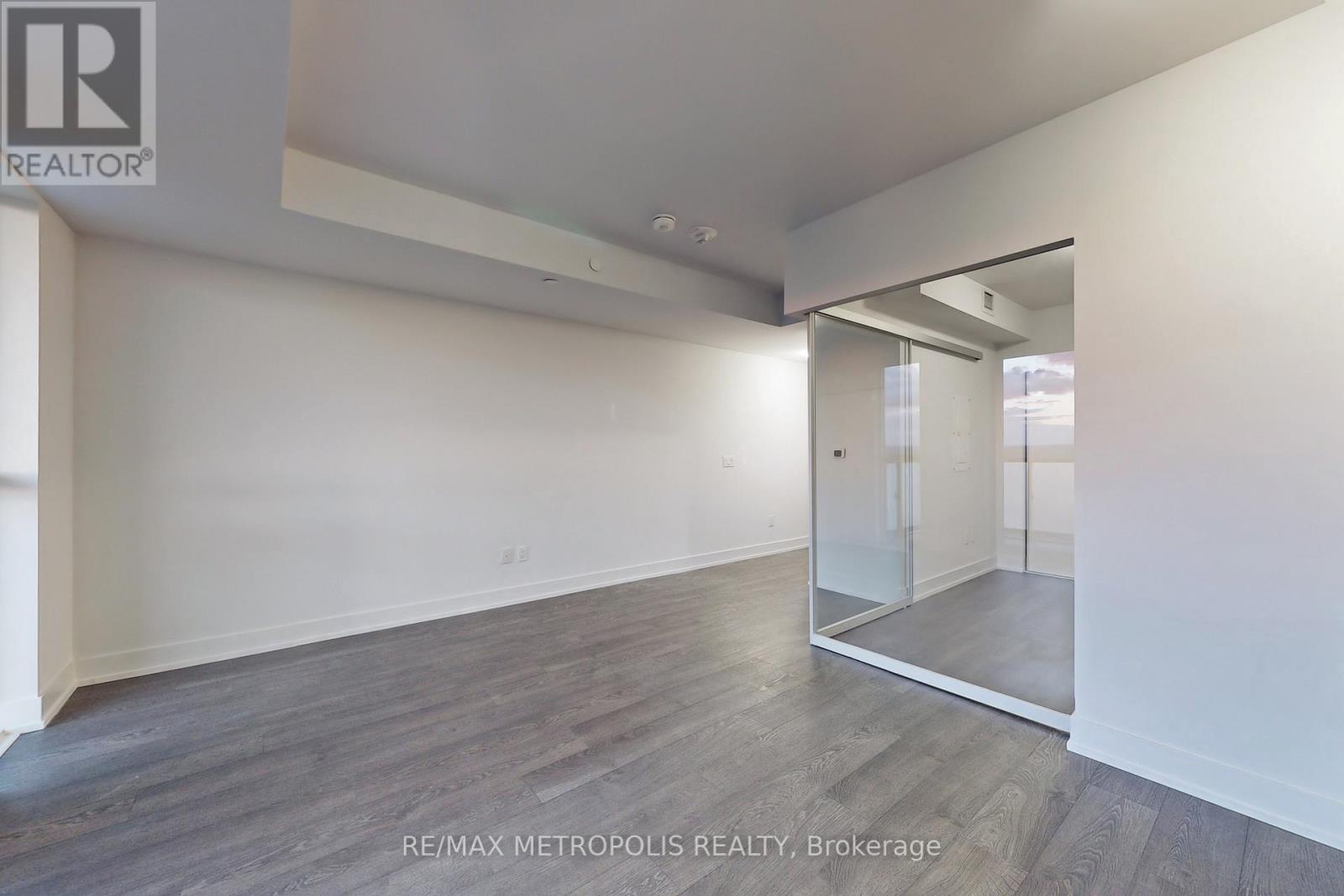 #2302 -2550 SIMCOE ST N, #2302