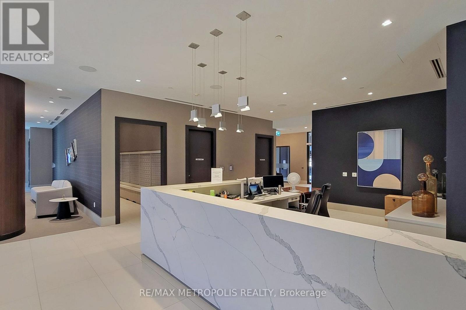 #2302 -2550 SIMCOE ST N, #2302