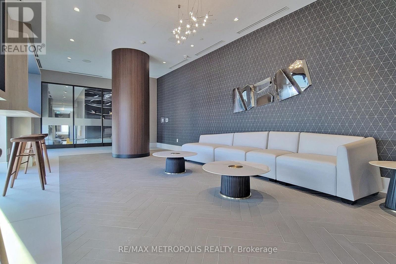 #2302 -2550 SIMCOE ST N, #2302