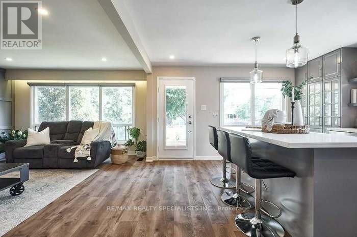 #UPPER -280 MALAGA RD, #Upper