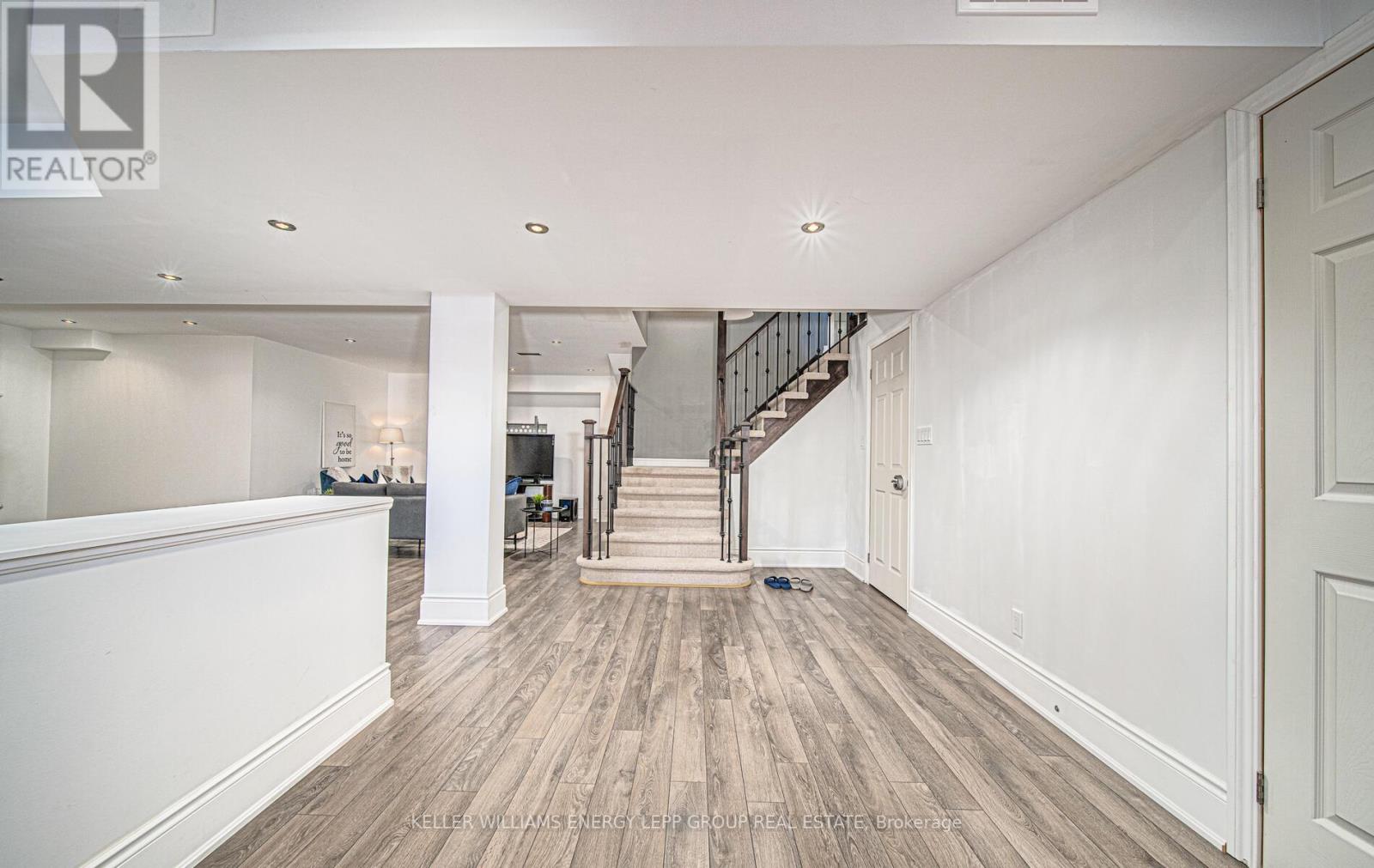 3 DEBOSKY CRT