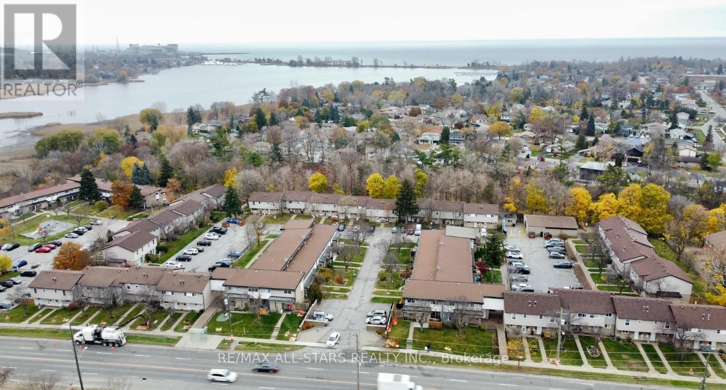 #28 -925 BAYLY ST, #28