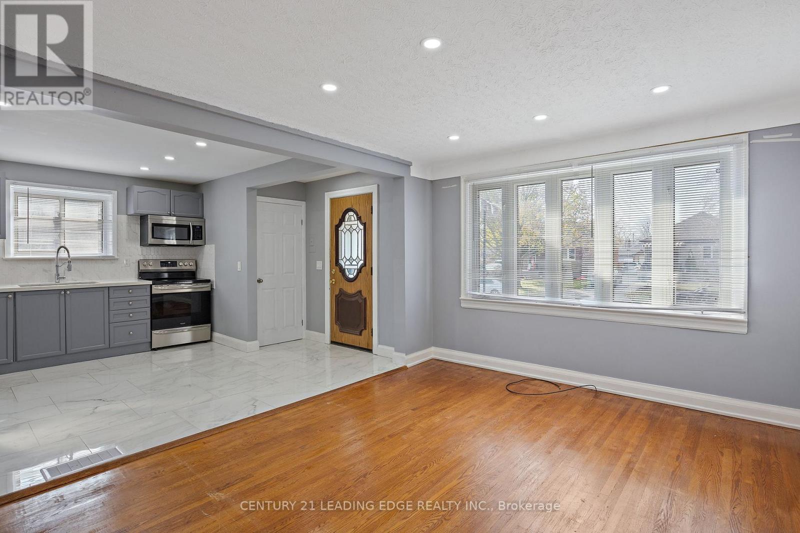 159 CADILLAC AVE S