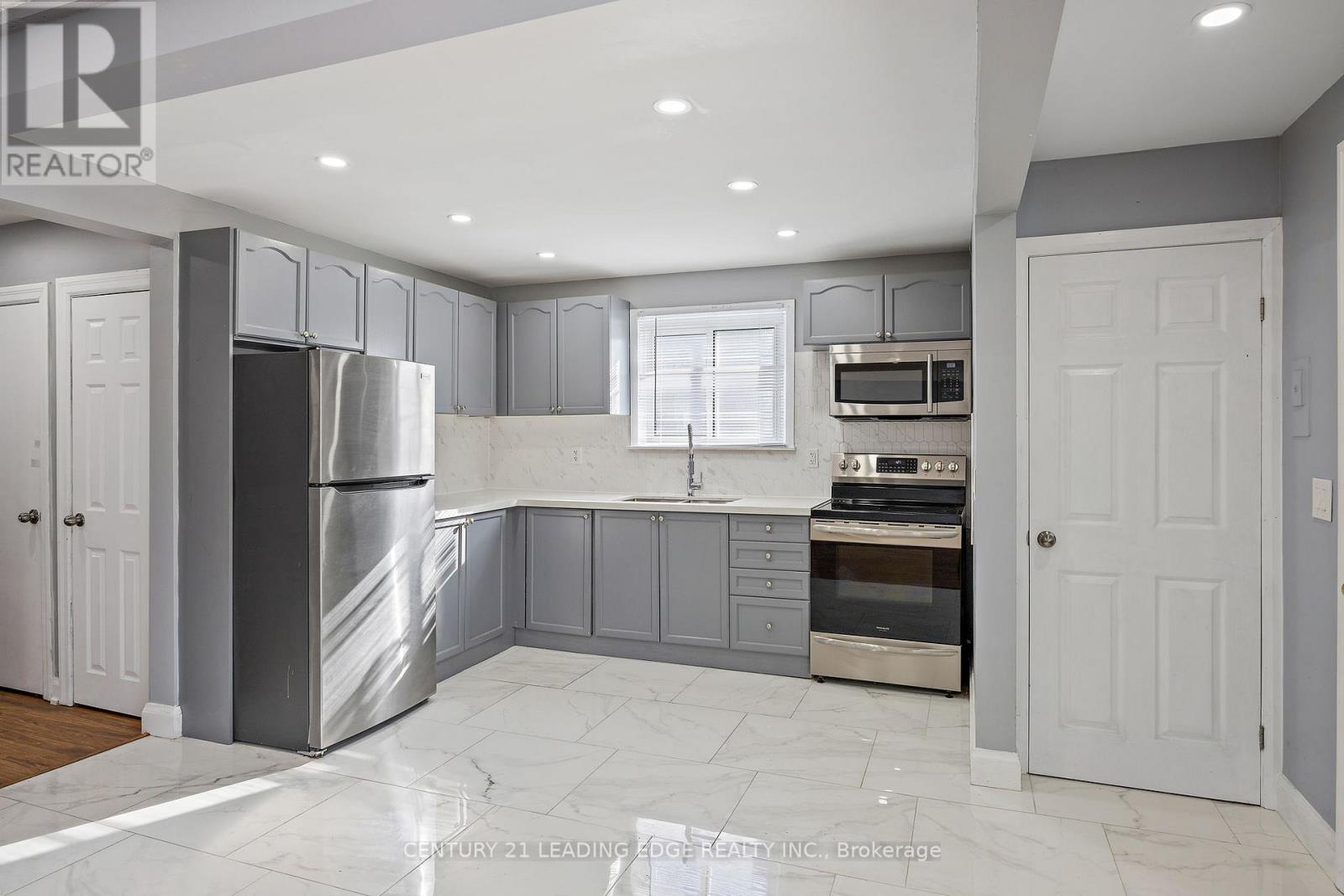 159 CADILLAC AVE S