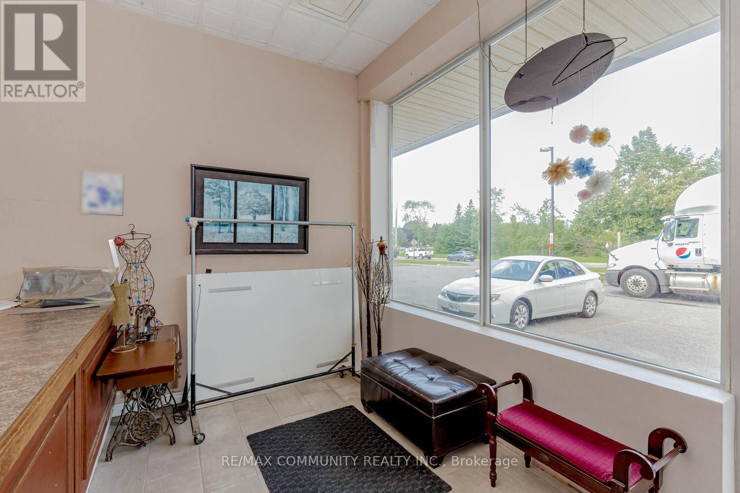 #5 -501 COLDSTREAM DR, #5