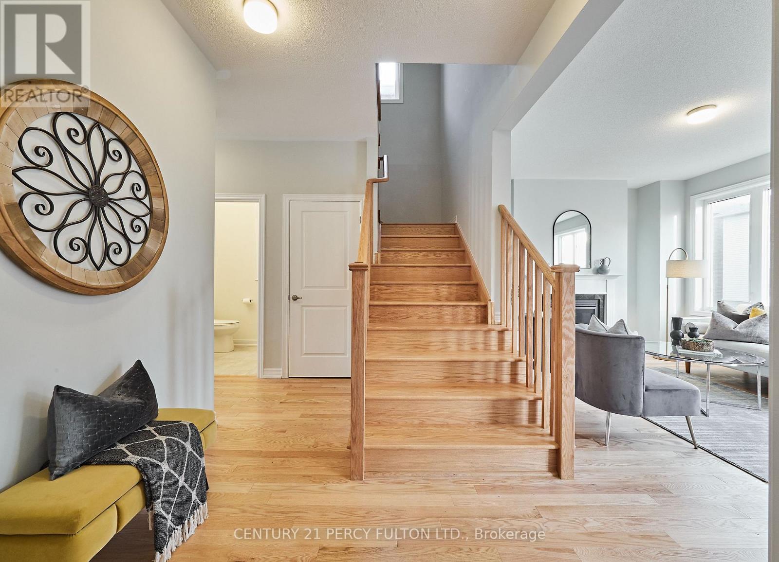 957 LOCKIE DR