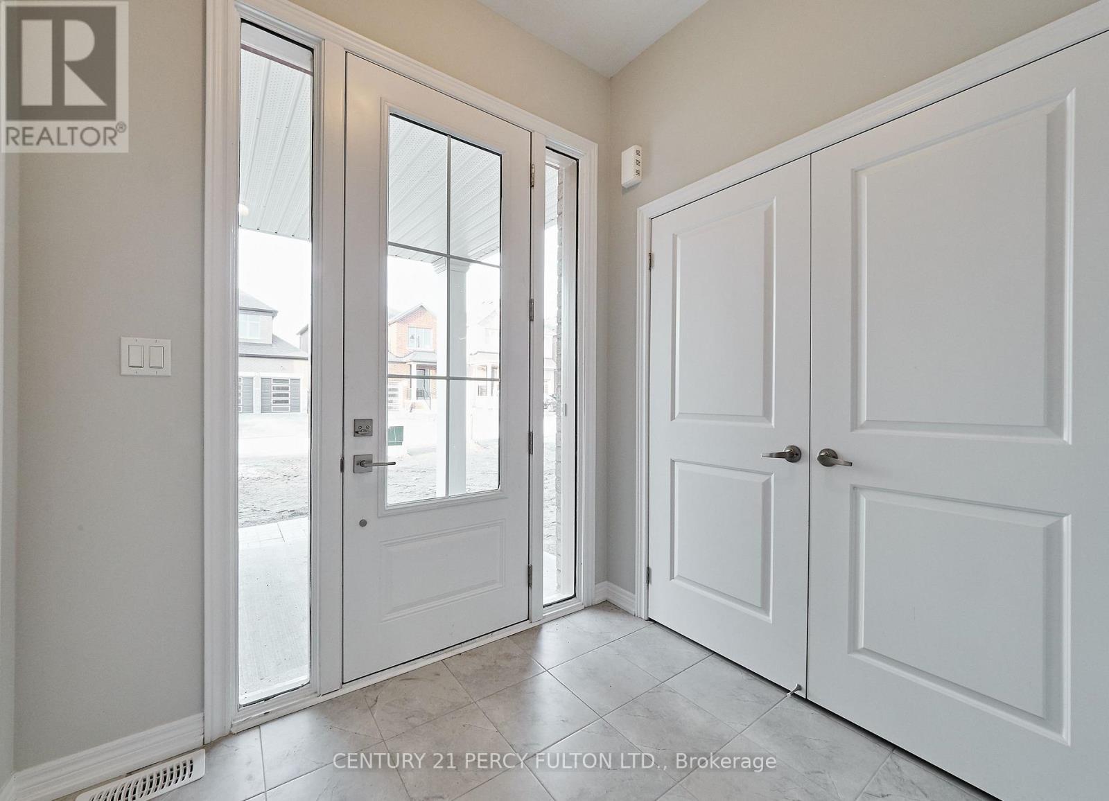 957 LOCKIE DR