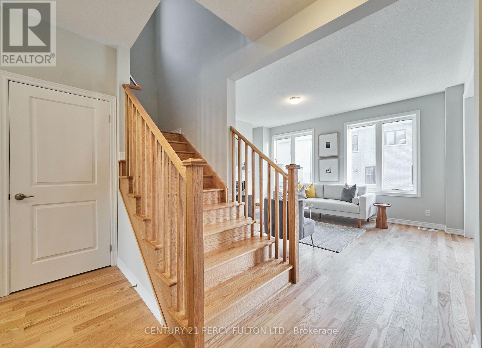 957 LOCKIE DR