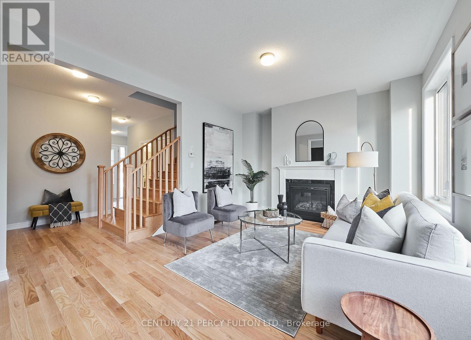 957 LOCKIE DR