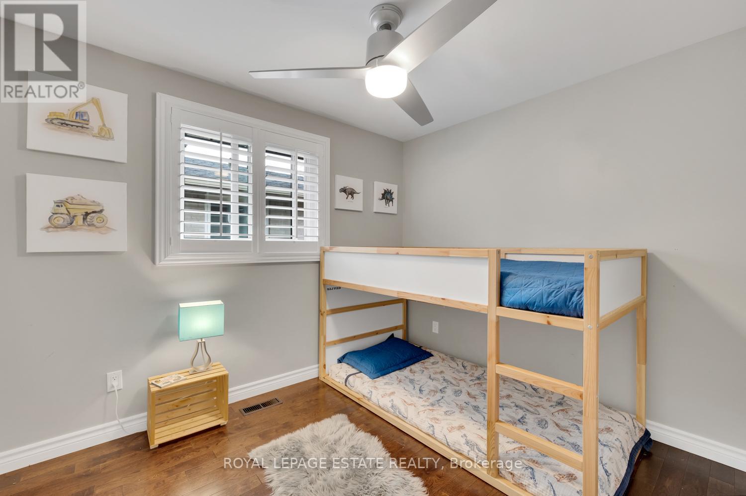 26 LEWIN CRES
