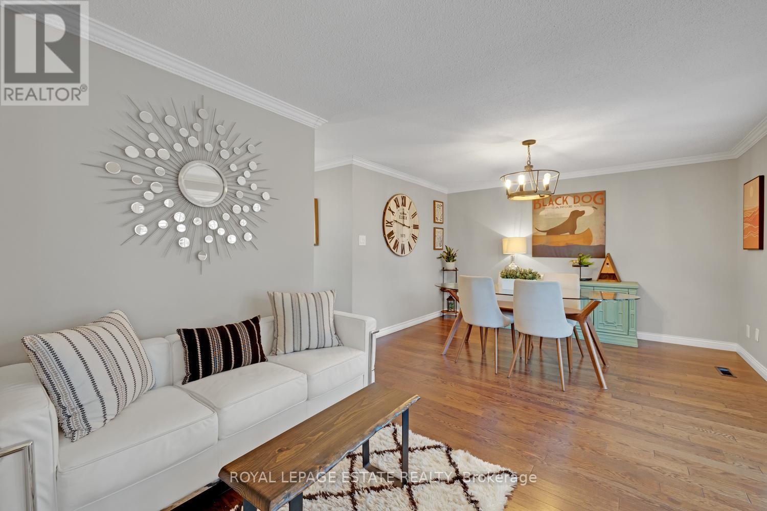 26 LEWIN CRES