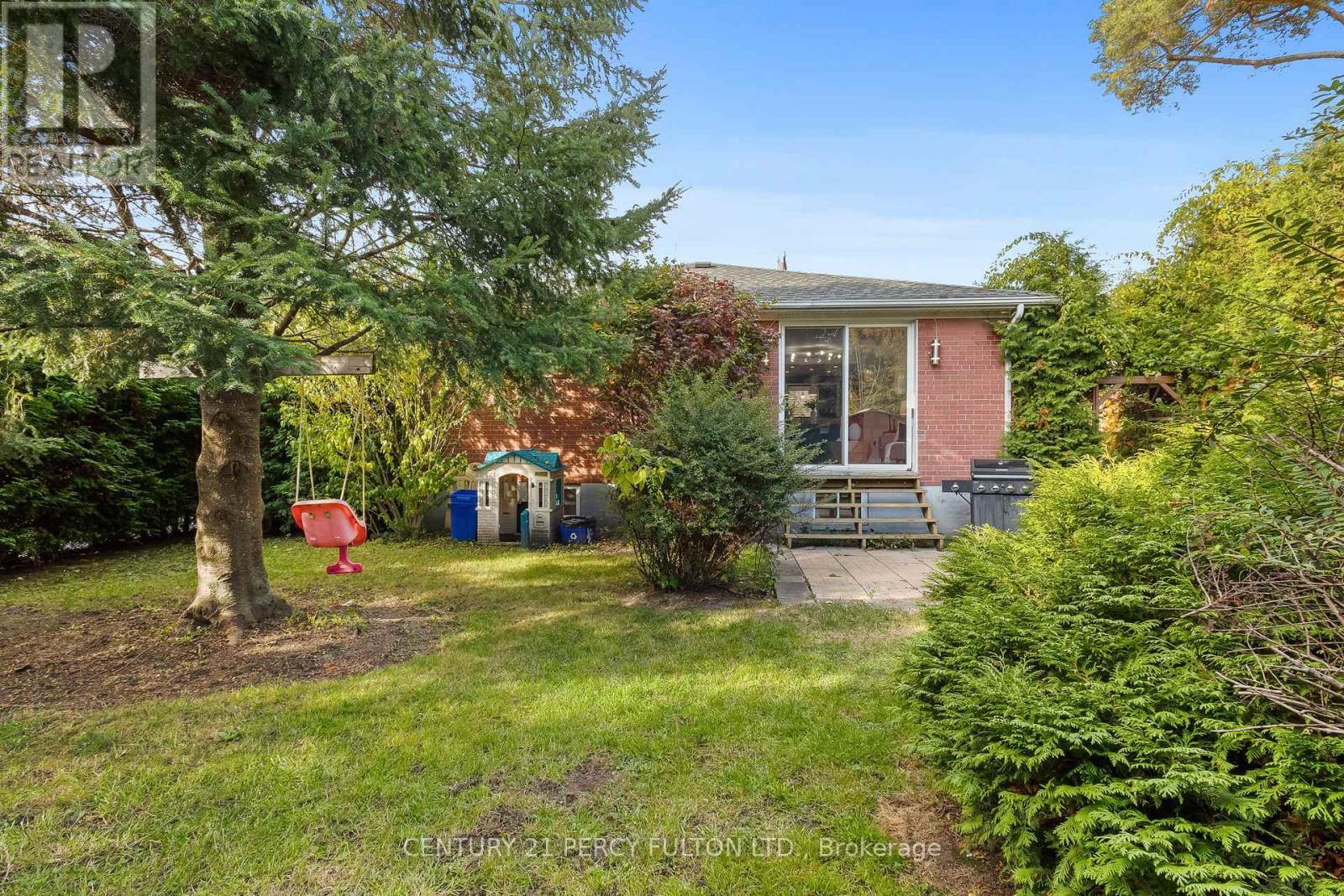 315 PALMERSTON AVE