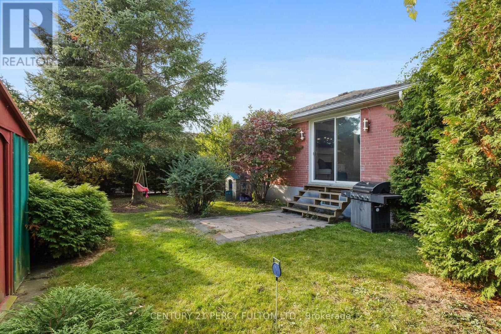 315 PALMERSTON AVE