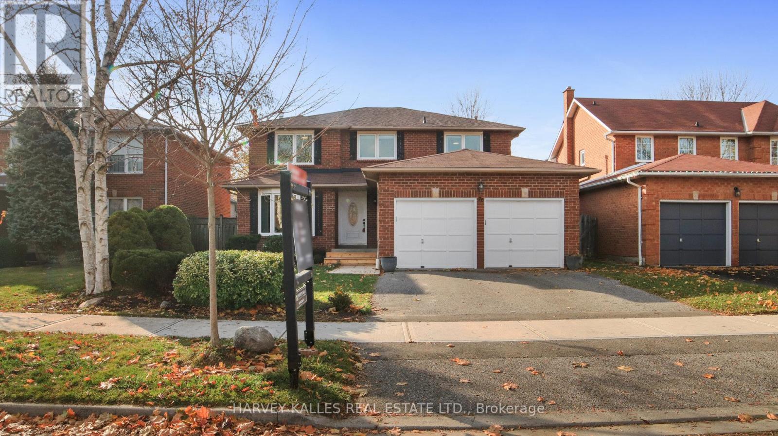 76 ROLLO DR