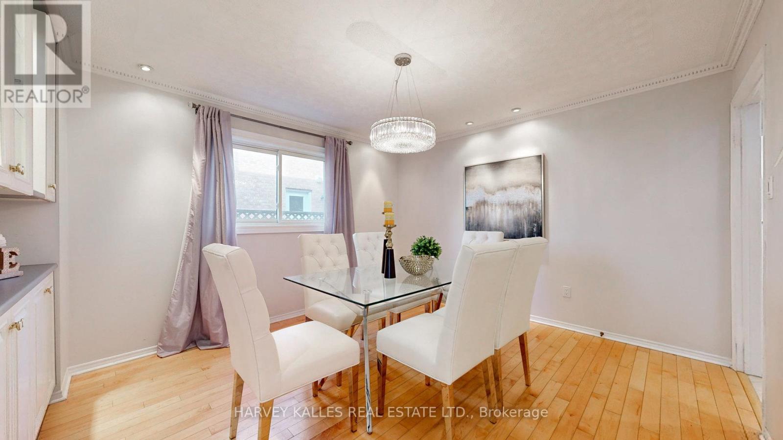 76 ROLLO DR