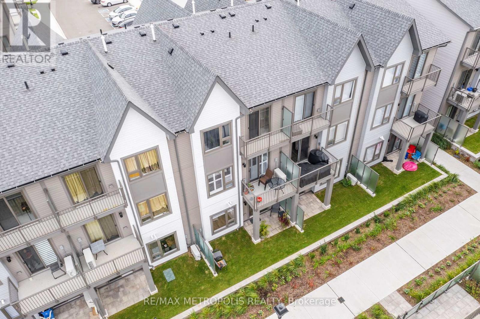 #909 -2635 WILLIAM JACKSON DR, #909