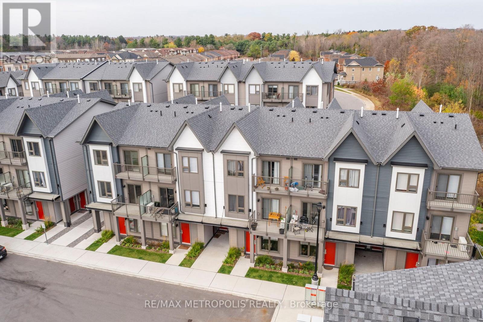 #909 -2635 WILLIAM JACKSON DR, #909
