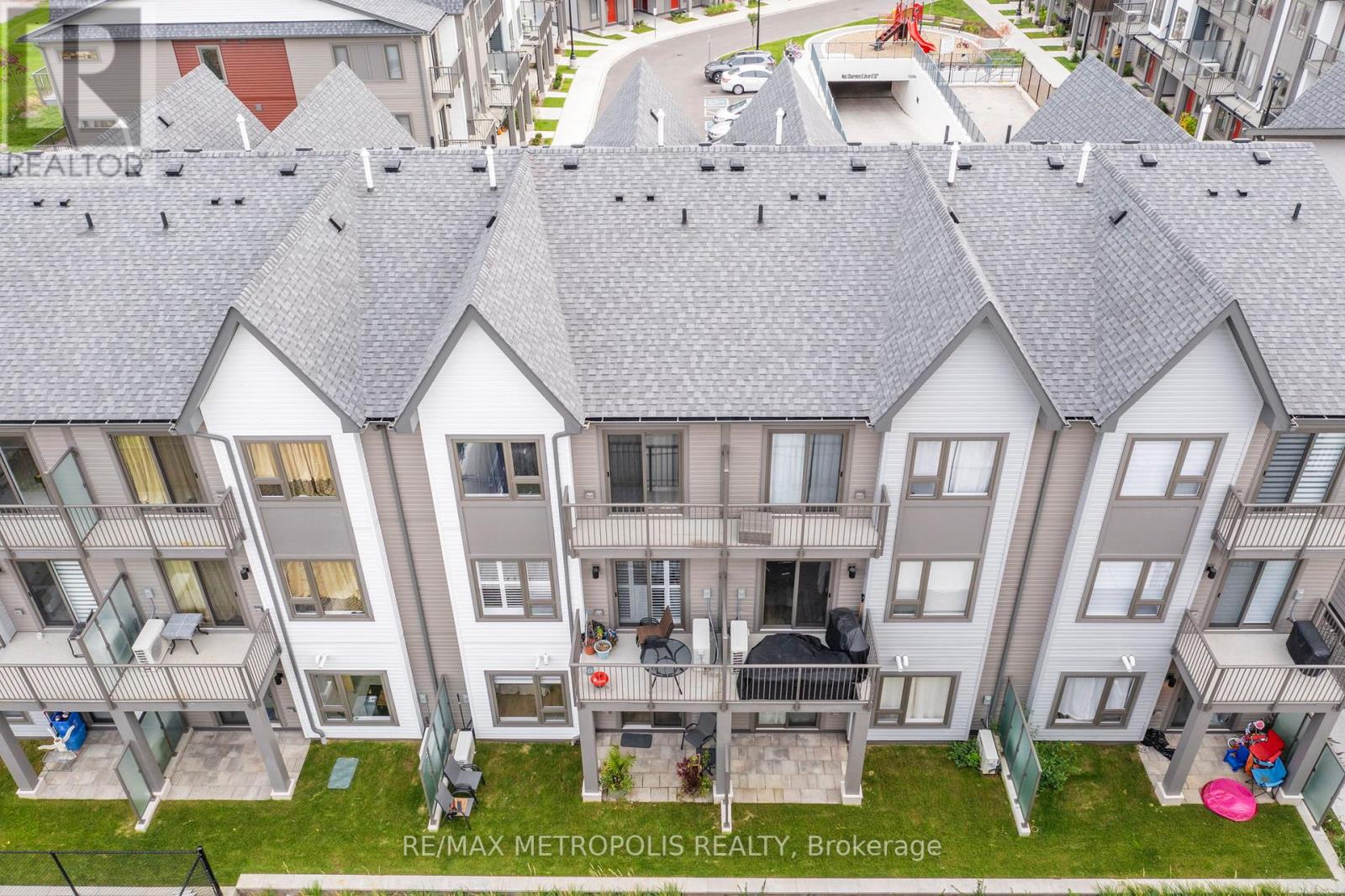 #909 -2635 WILLIAM JACKSON DR, #909