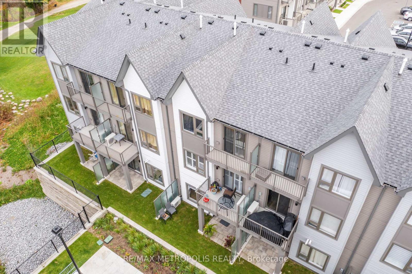 #909 -2635 WILLIAM JACKSON DR, #909