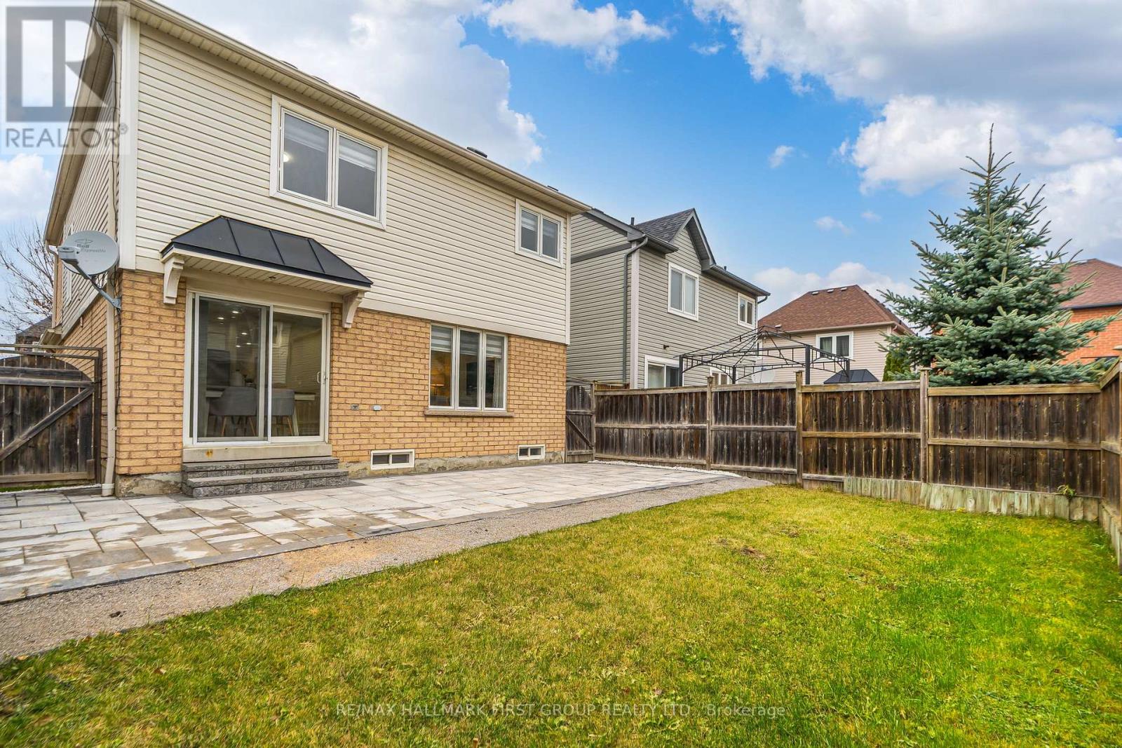 35 MCNICOL CRES