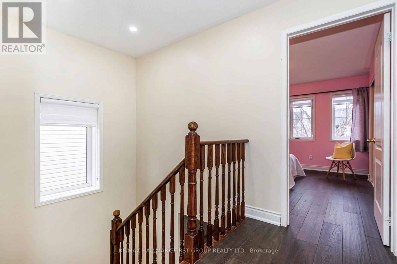 35 MCNICOL CRES