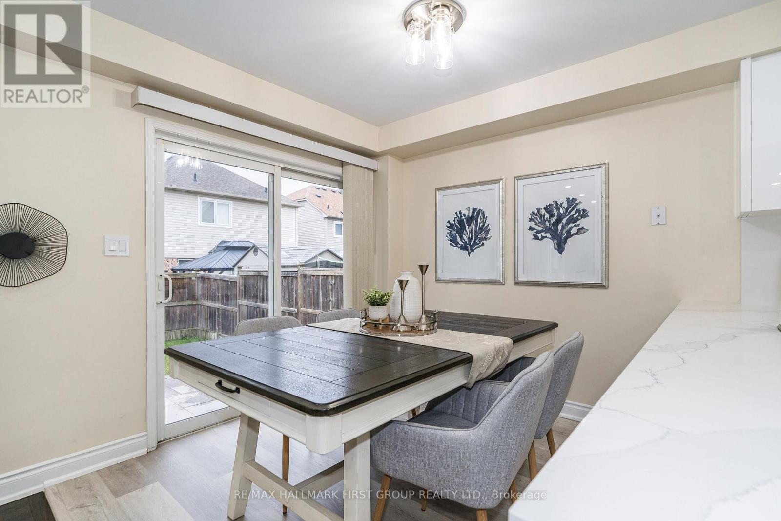 35 MCNICOL CRES