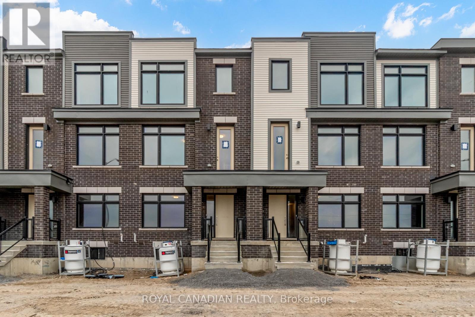 47 SORBARA WAY