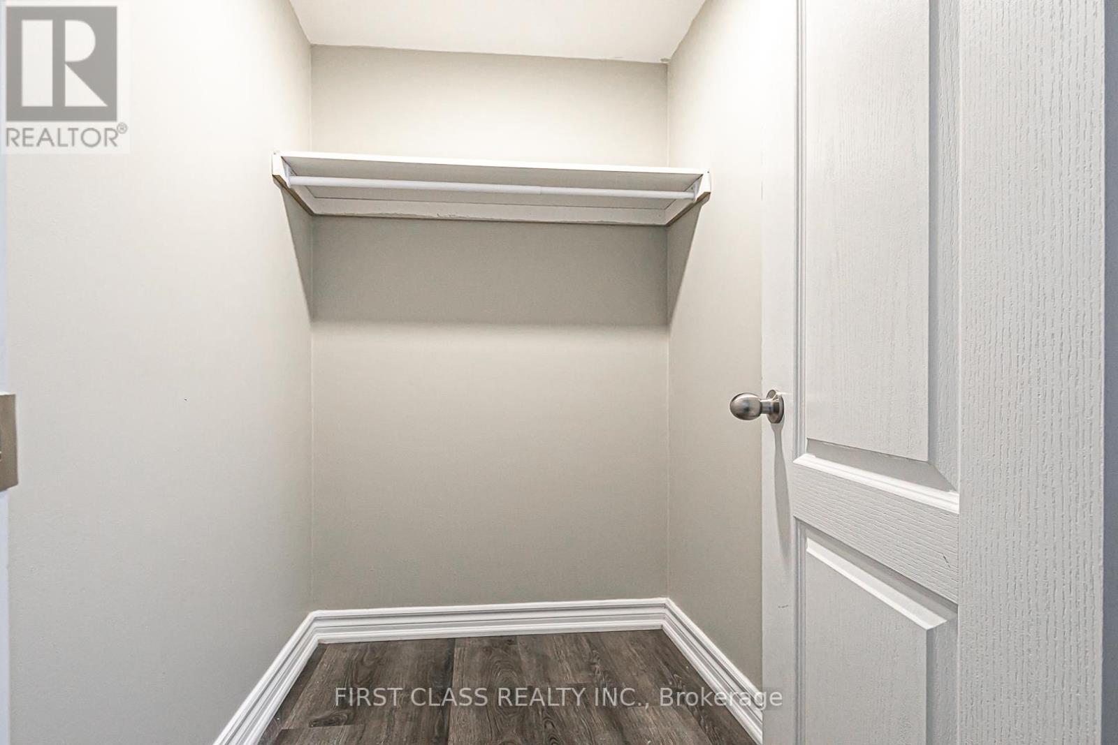 #BSMT -1485 DUNEDIN CRES, #Bsmt