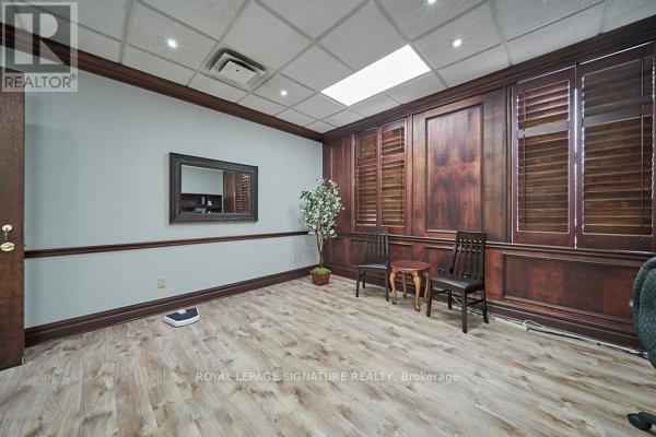 #30 -785 WESTNEY RD S, #30