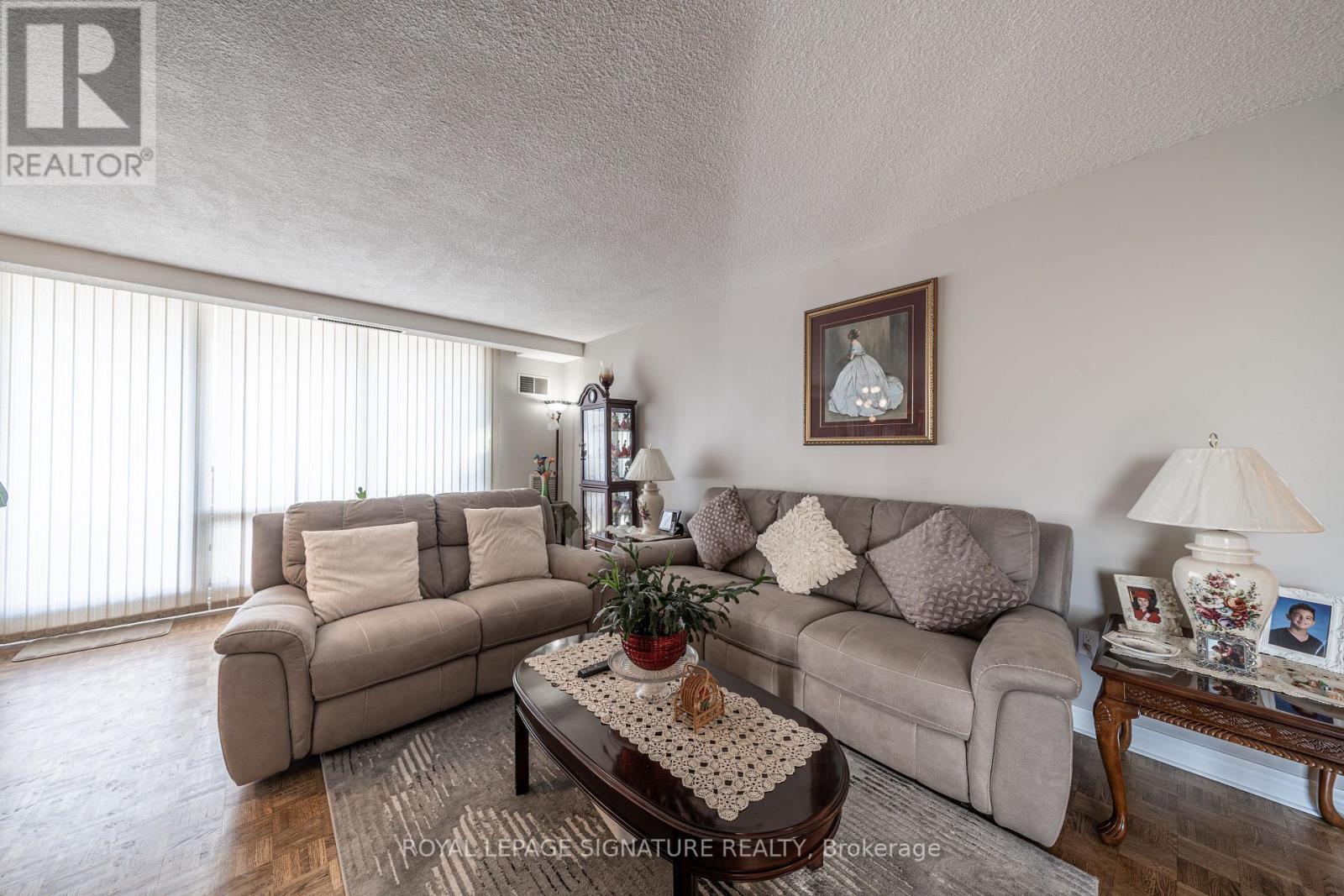 #309 -92 CHURCH ST S, #309