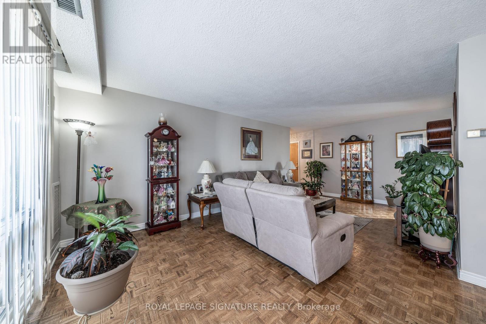 #309 -92 CHURCH ST S, #309