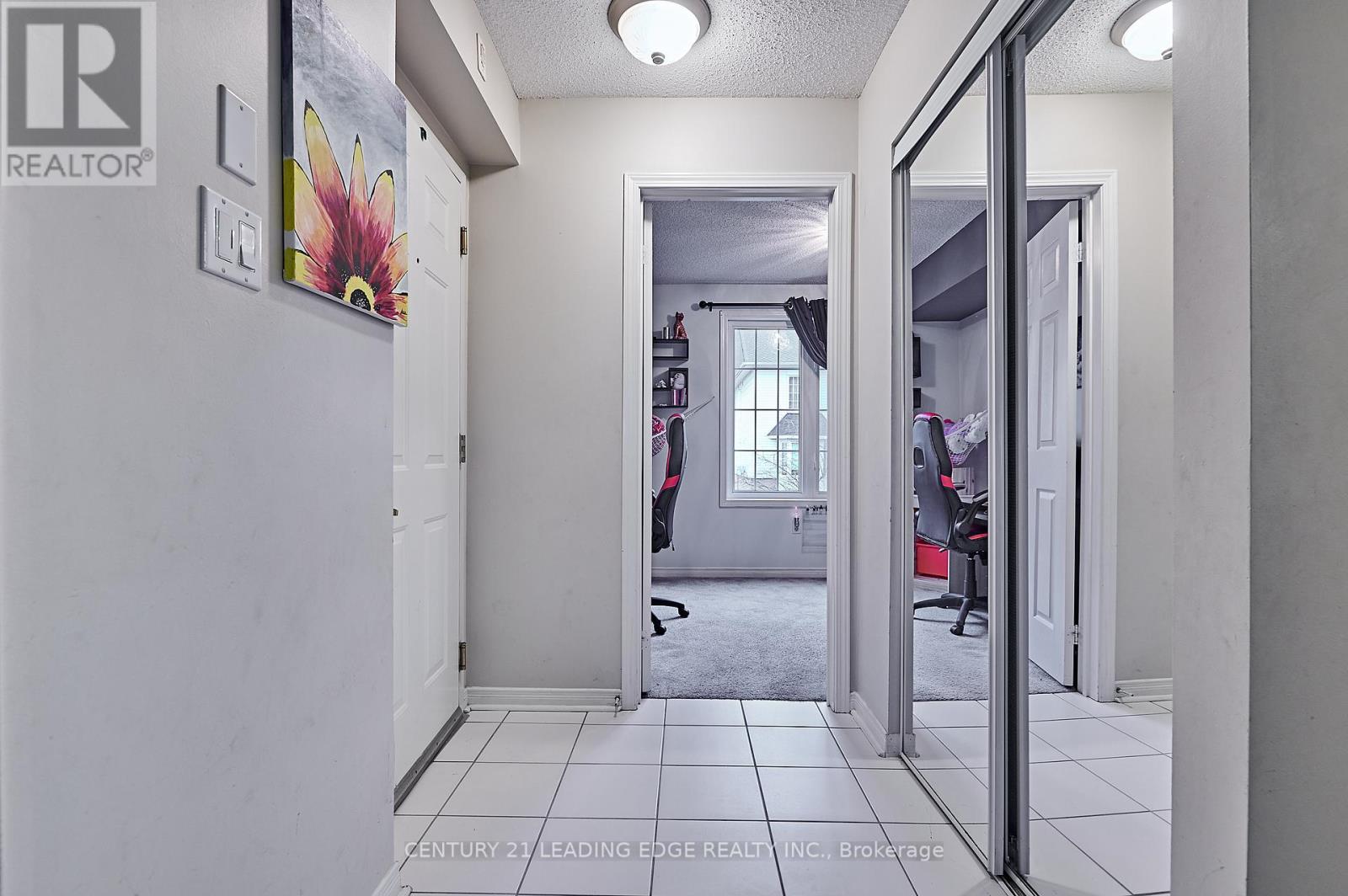 #2 -112 PETRA WAY