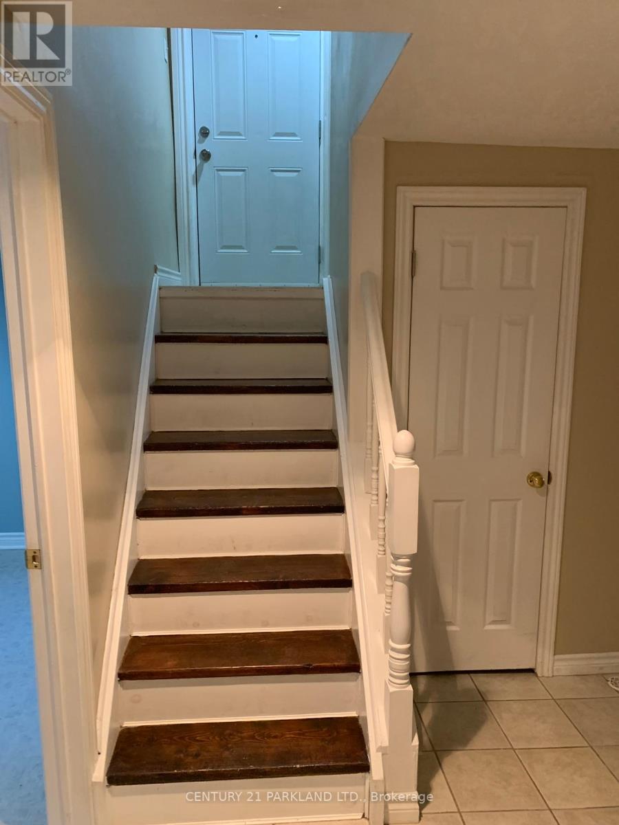 #BSMT -71 DANIELS CRES, #Bsmt