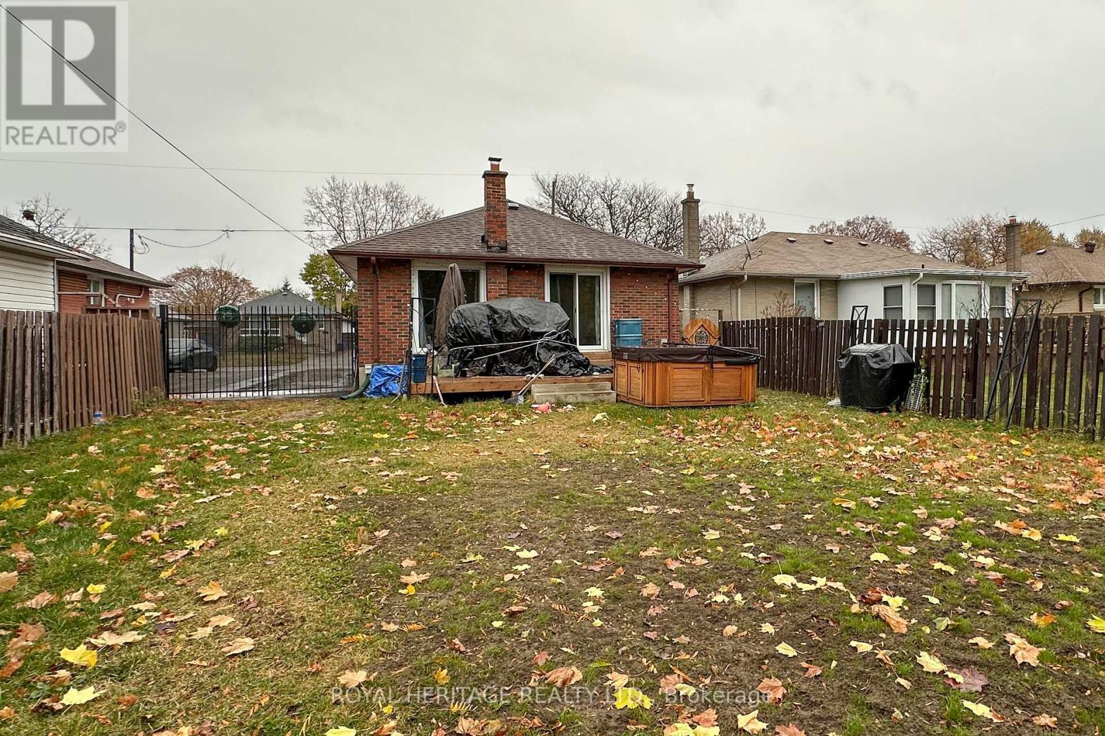 260 BALDWIN ST
