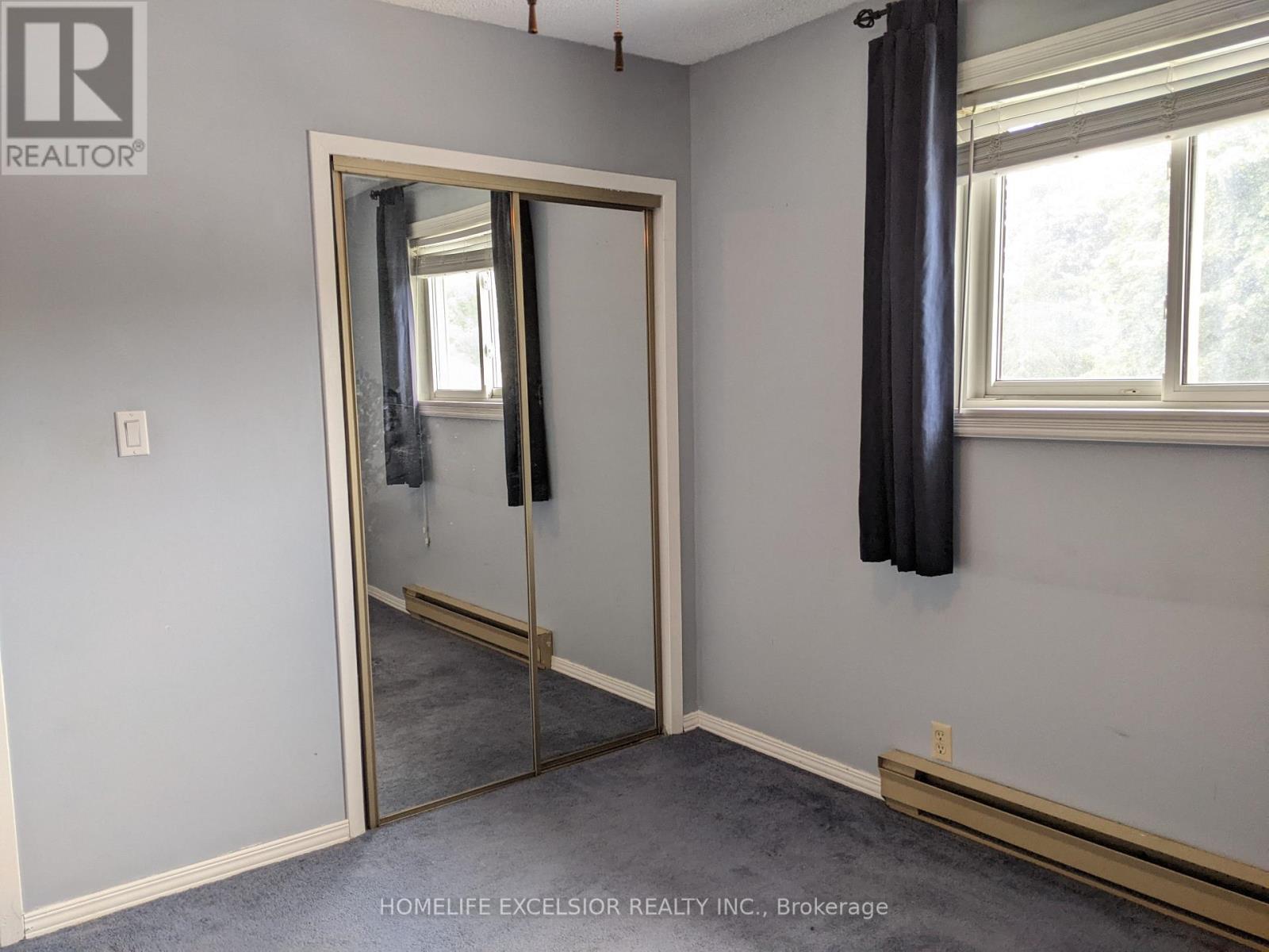 1478 SIMCOE ST N