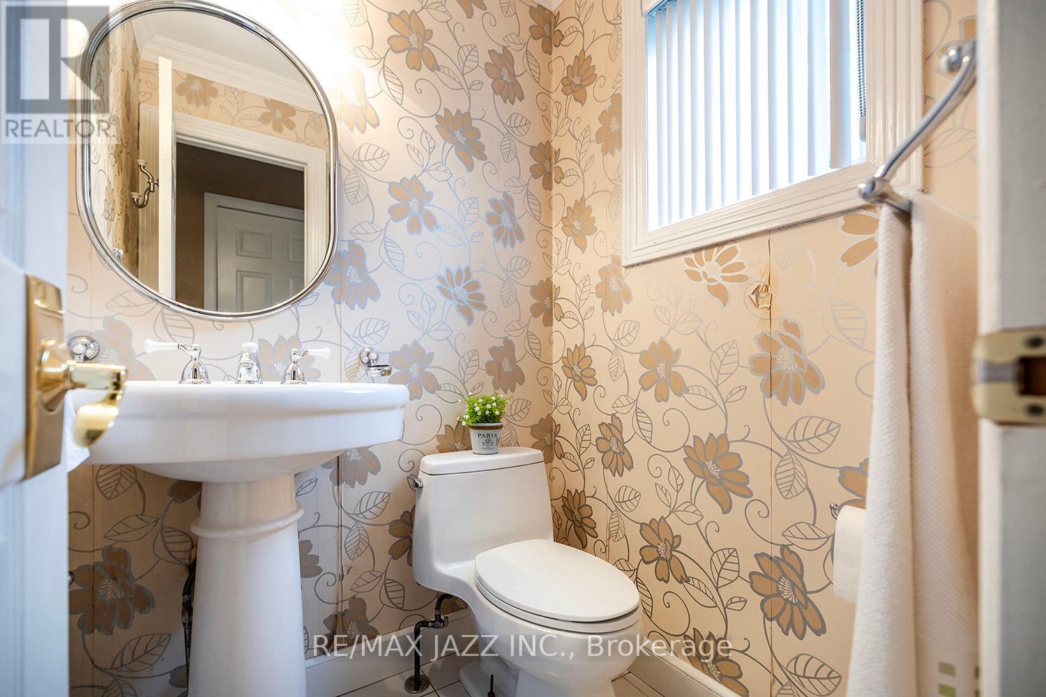 85 STRATTON CRES