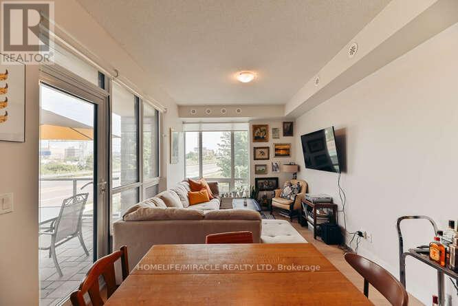 #TH21 -1245 BAYLY ST, #Th21