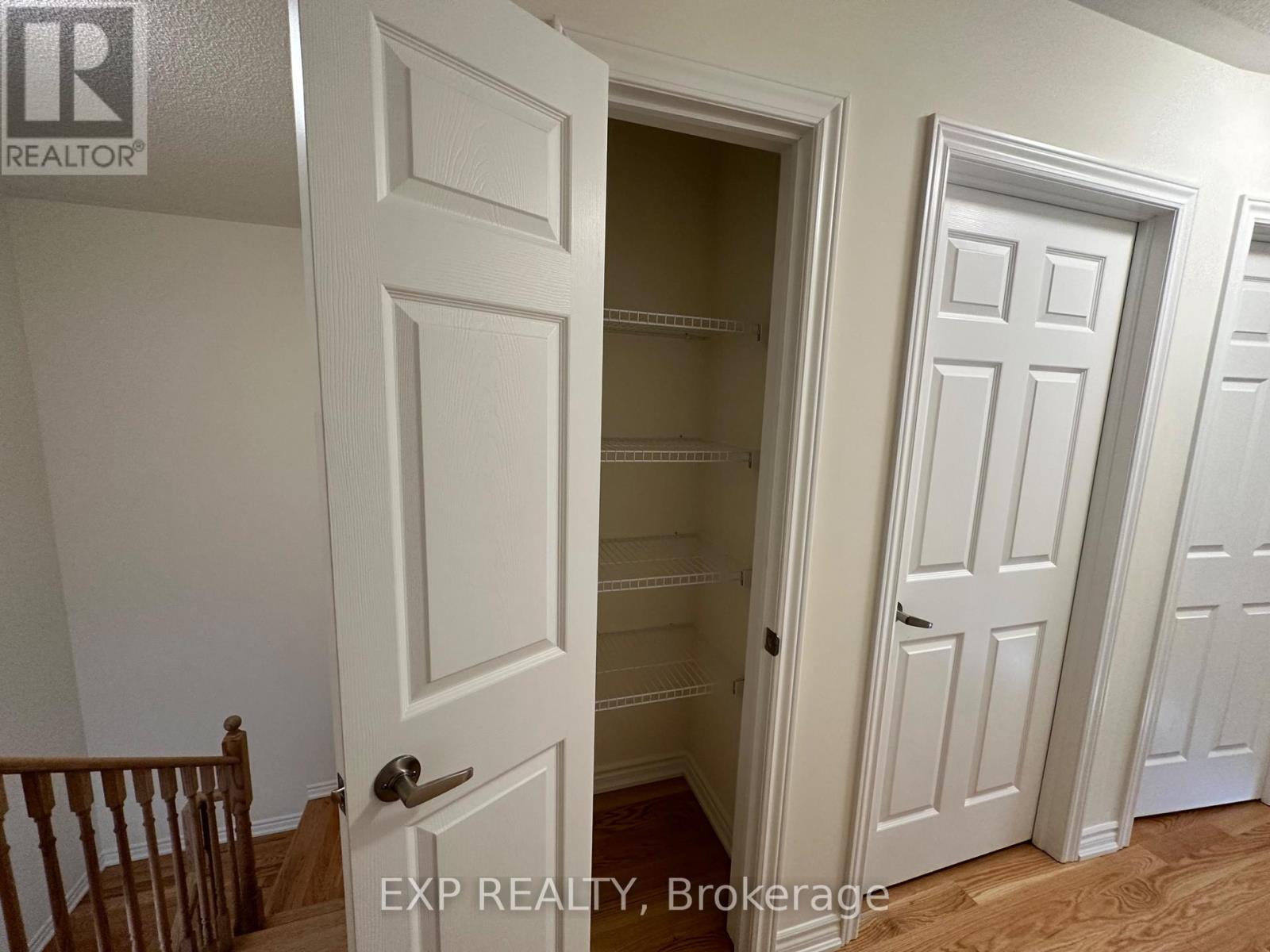 1194 REXTON DR