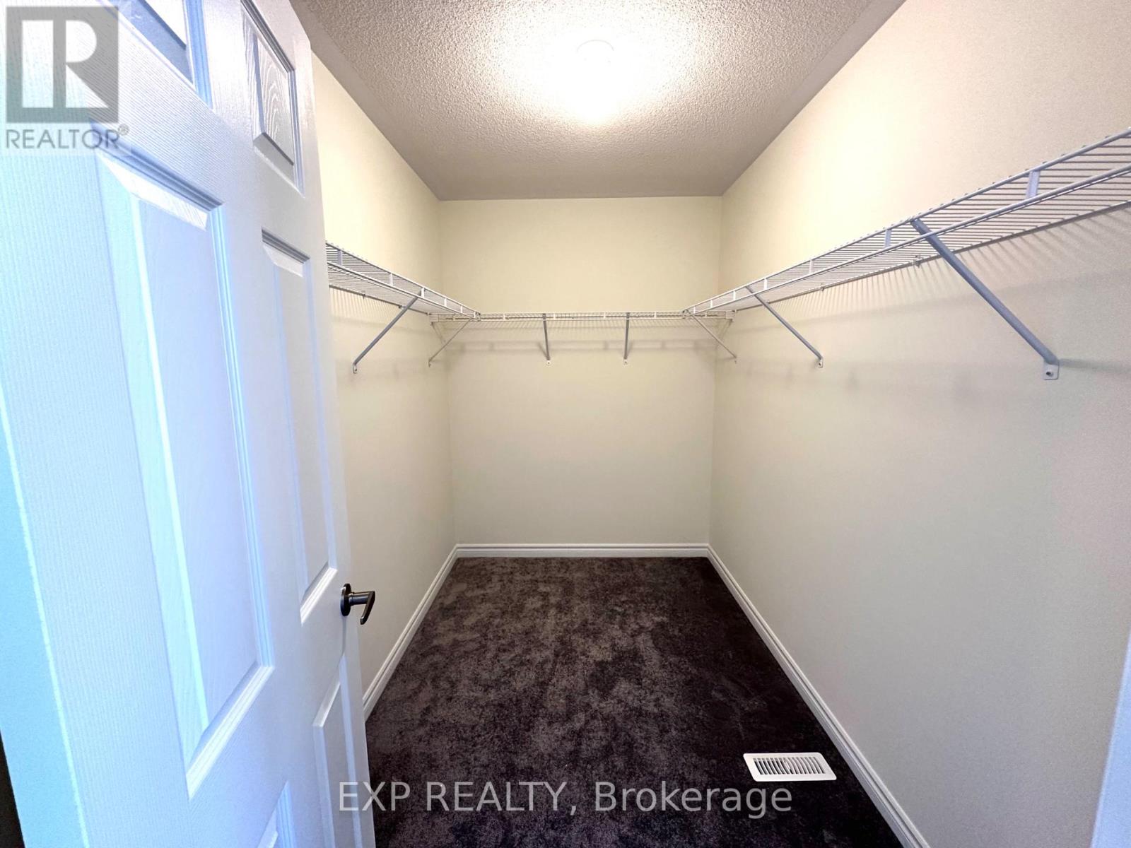 1194 REXTON DR