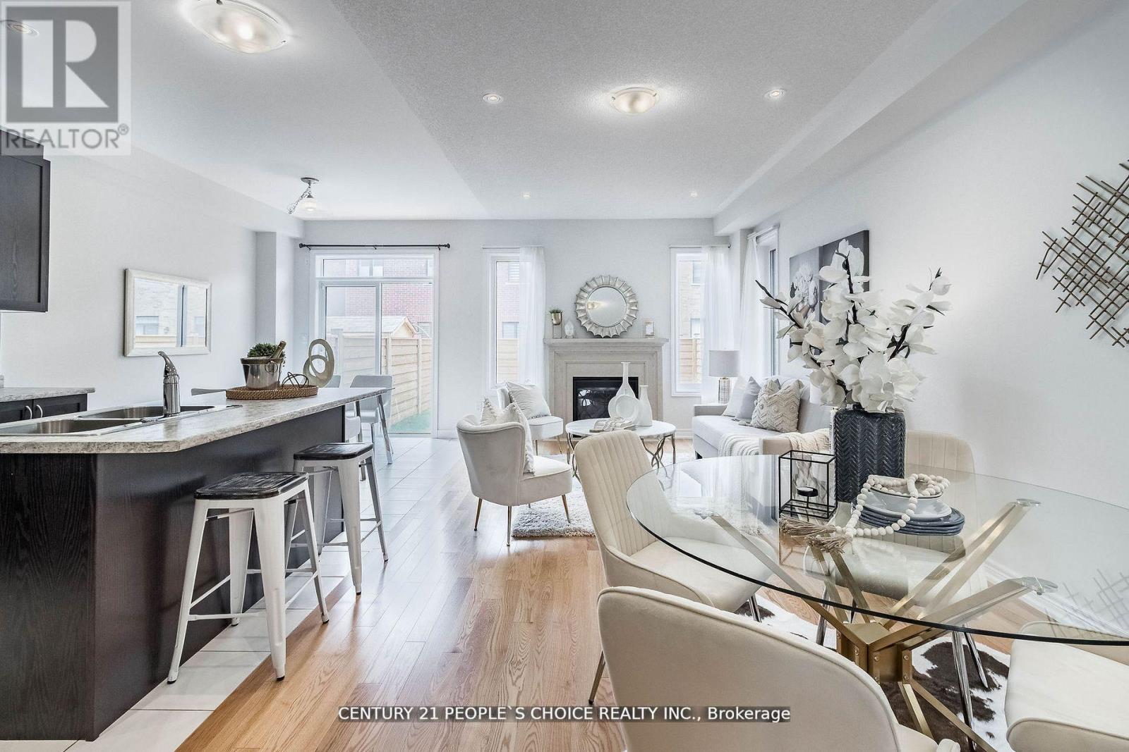 24 MULGRAVE ST