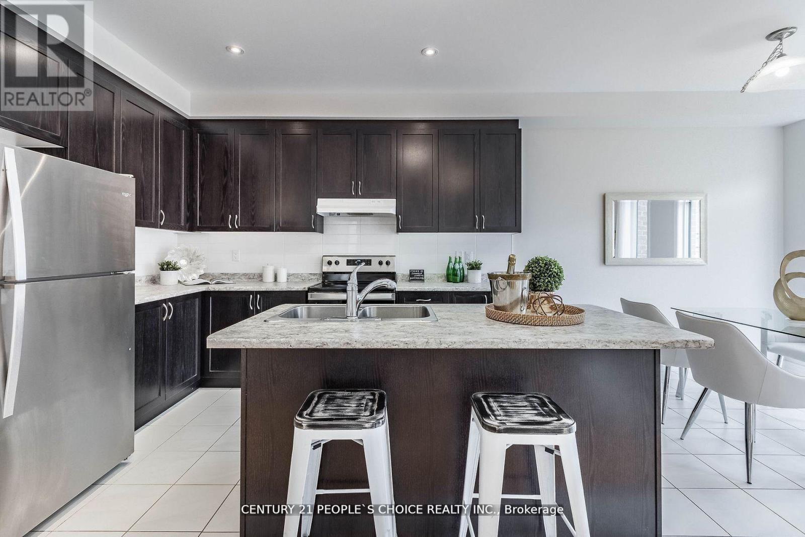24 MULGRAVE ST