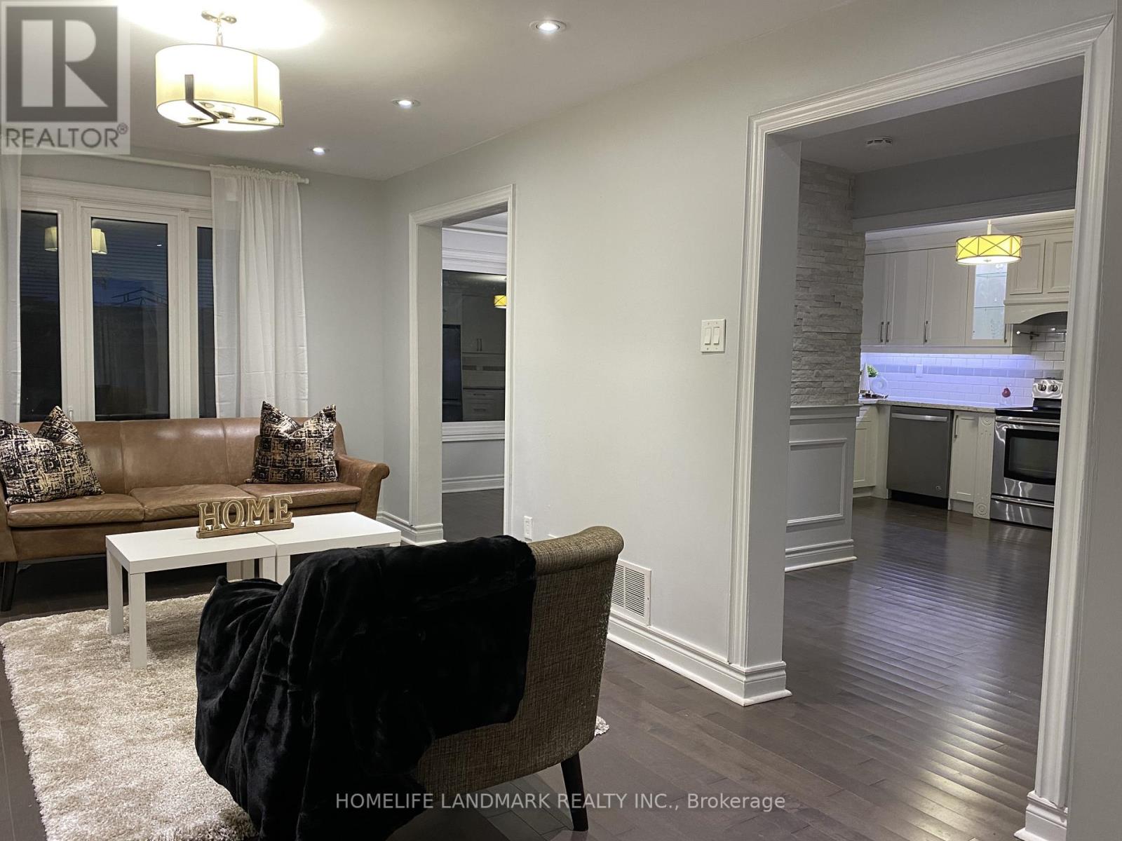 23 HILLING DR