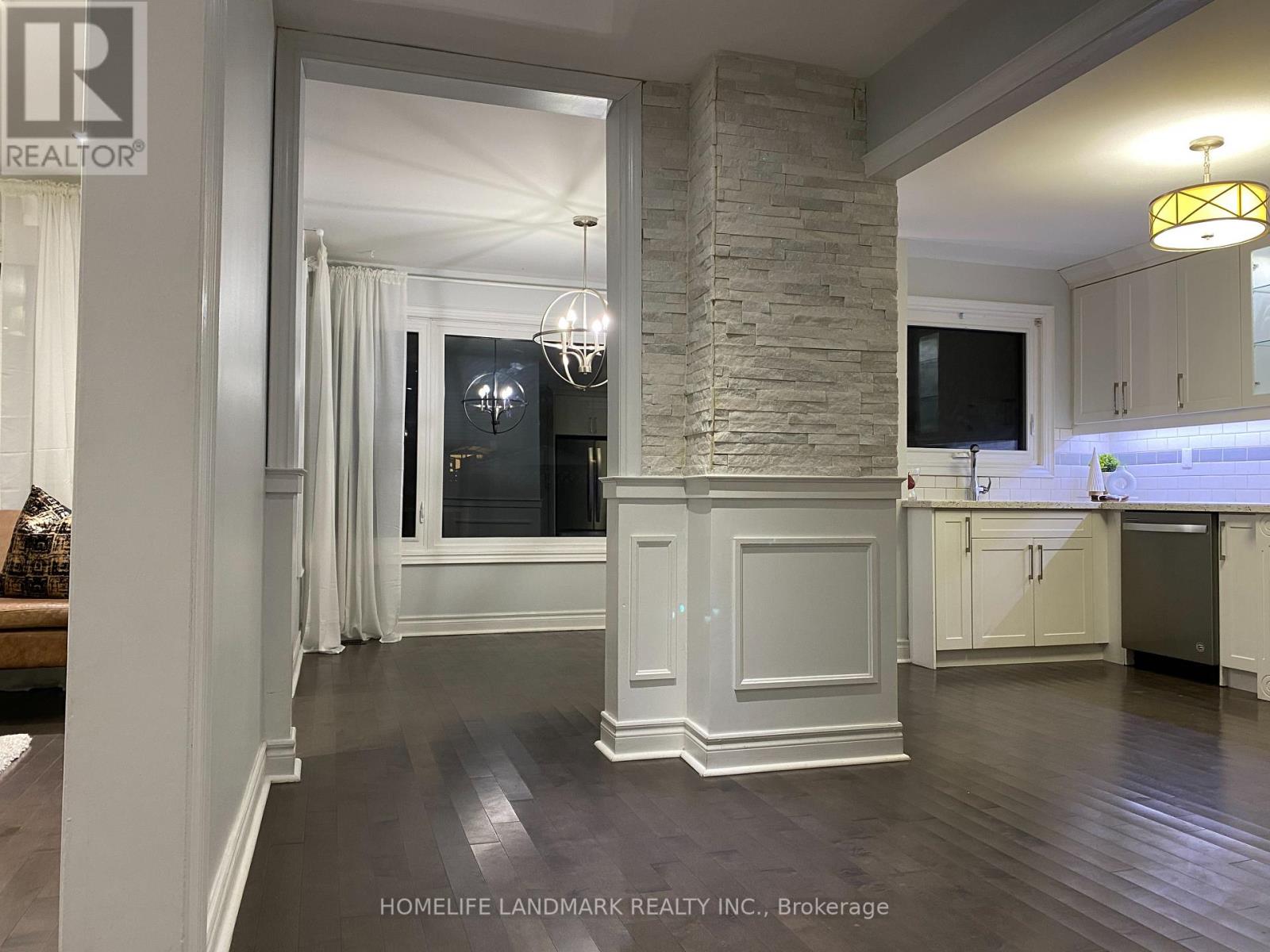 23 HILLING DR