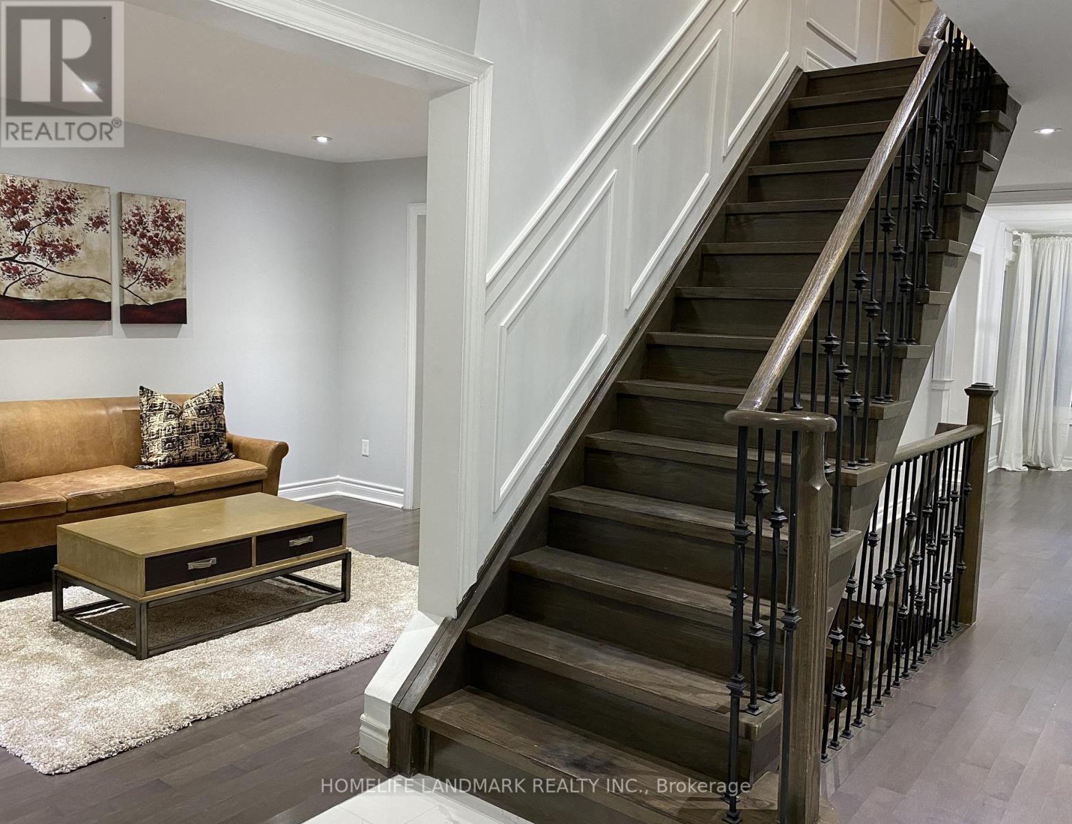 23 HILLING DR